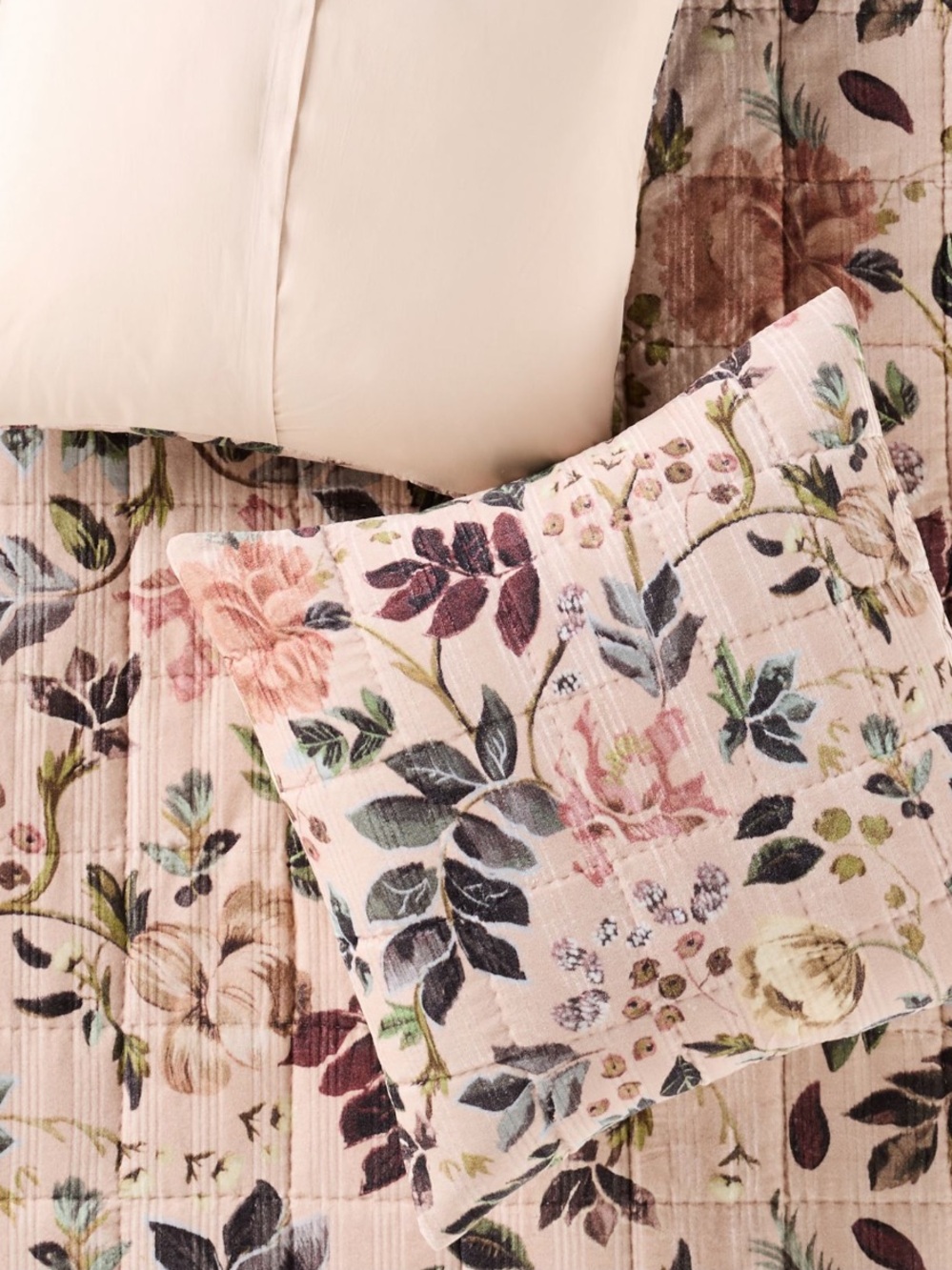 Anthropologie Seren Euro Shams Set